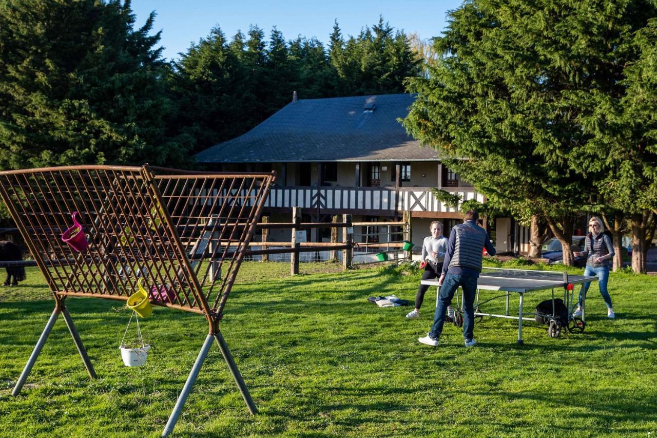 ホテル Domaine De Geffosse Pont-Évêque エクステリア 写真